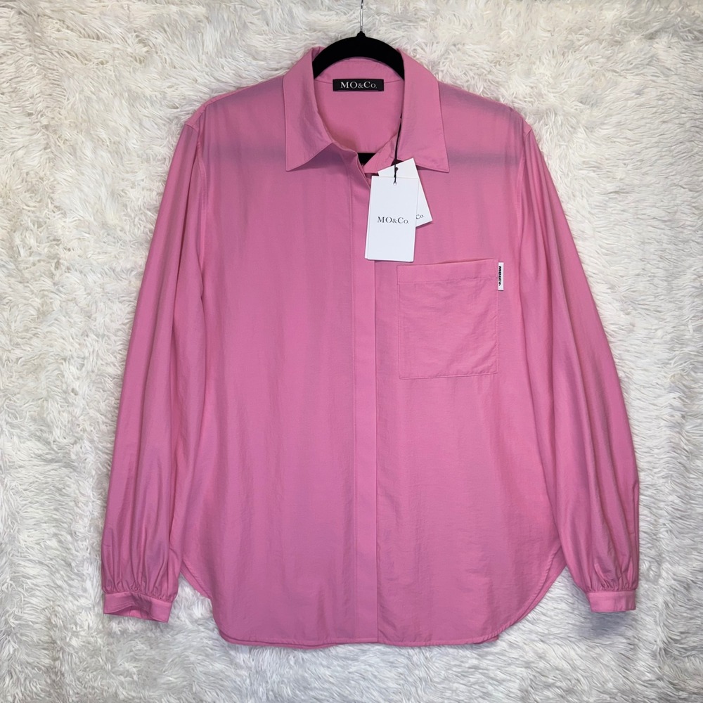 NWT MO&Co. Pink Pleated Back Hidden Button‎ Down Shirt Size M